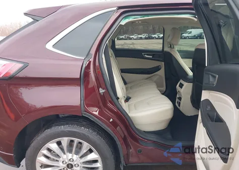 2024 Ford Edge Titanium z USA, uszkodzony, nr VIN 2FMPK4K91RBA52773